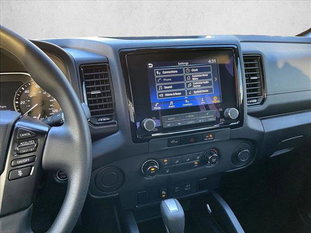 Used 2023 Nissan Frontier SV w/ Midnight Edition Package image 8