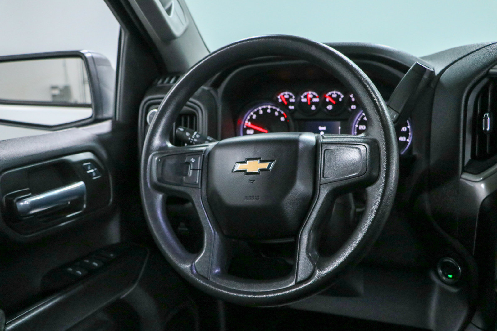 Used 2024 Chevrolet Silverado 1500 W/T w/ Trailering Package AWD/4WD image 12