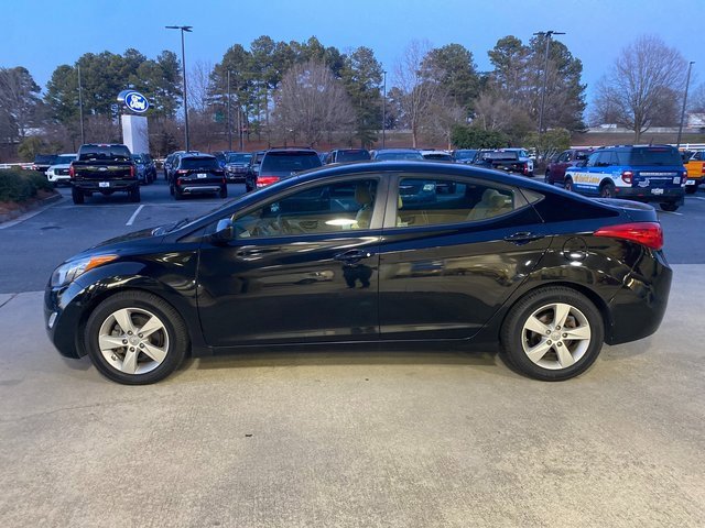 Used 2013 Hyundai Elantra GLS w/ Preferred Pkg image 4