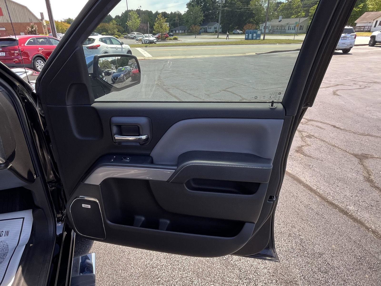 Used 2018 Chevrolet Silverado 1500 LTZ Z71 w/ LTZ Plus Package AWD/4WD image 15