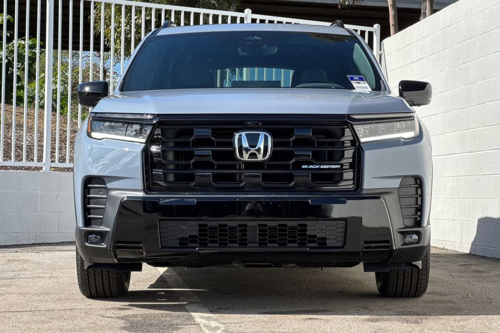 New 2026 Honda Pilot Black Edition image 9