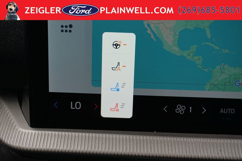 Used 2025 Ford Explorer Platinum w/ LUX Leather Package AWD/4WD image 25