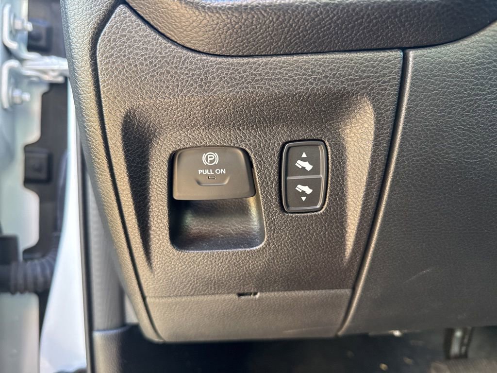 Used 2022 RAM 1500 Big Horn image 23