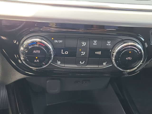 New 2026 Chevrolet Trax LT w/ Midnight Edition FWD image 28