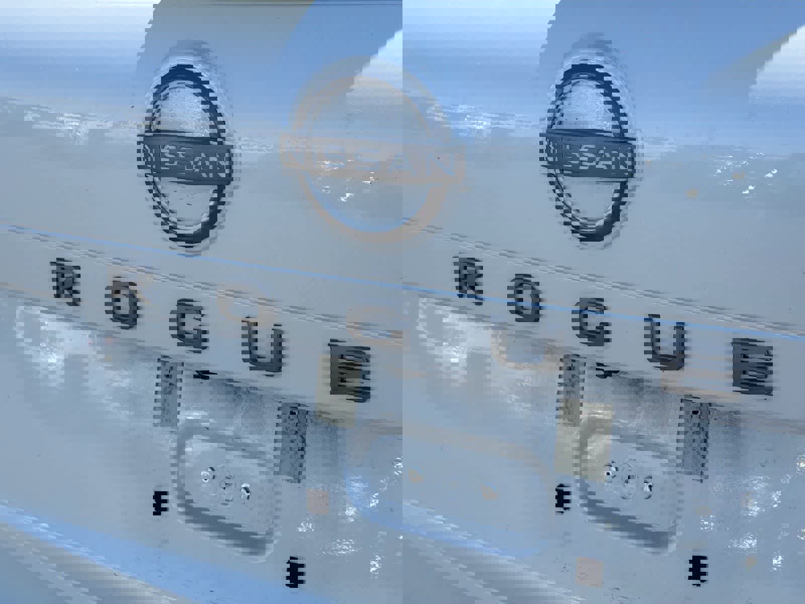 Certified 2025 Nissan Rogue SV image 8