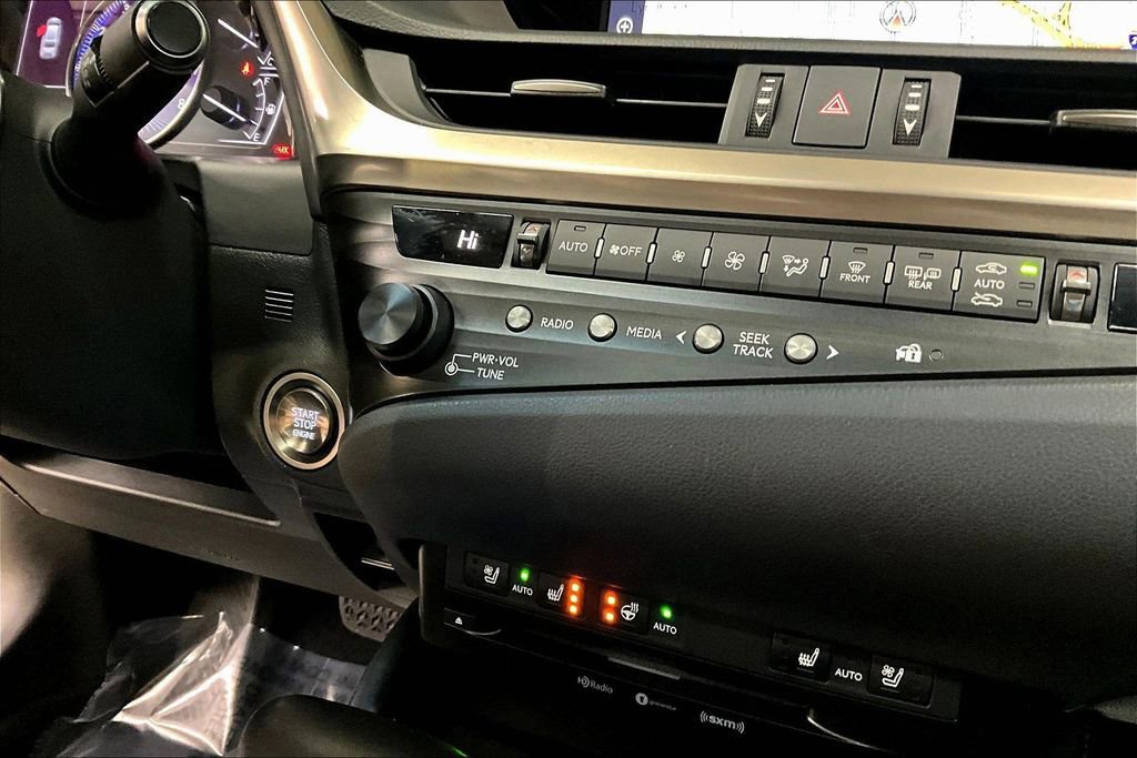 Used 2019 Lexus ES 350 Luxury w/ Premium Package image 15