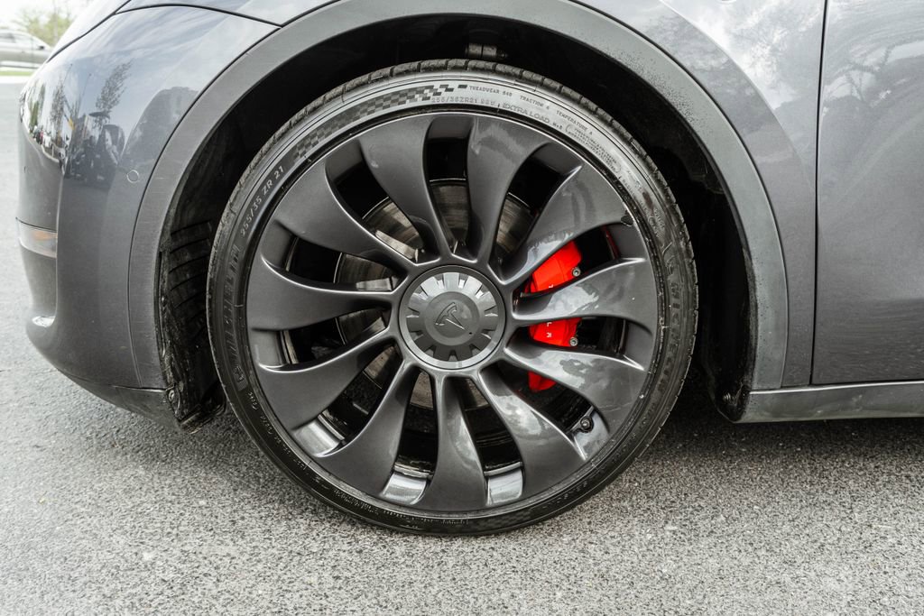 Used 2022 Tesla Model Y Performance AWD/4WD image 31