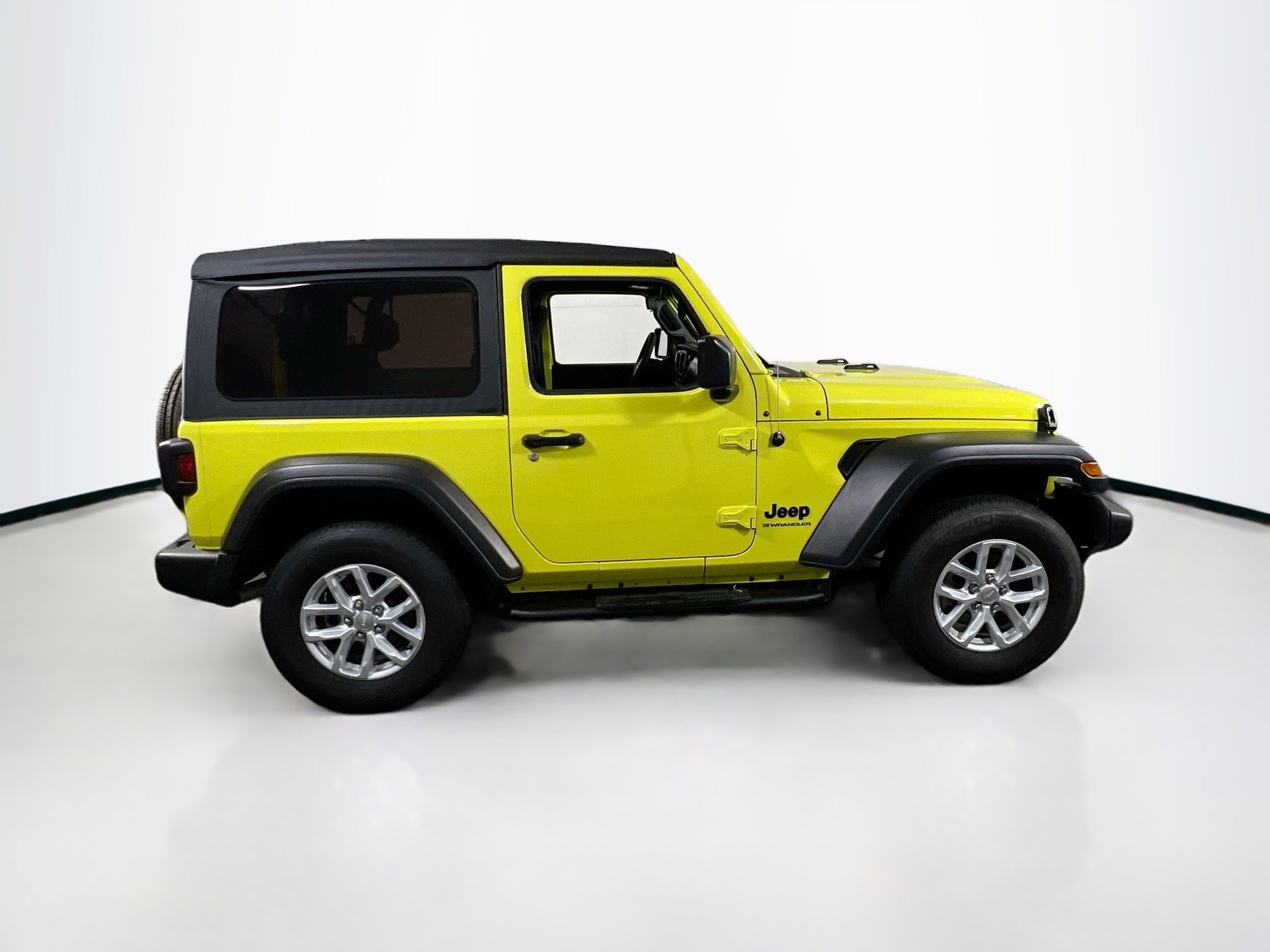 Used 2023 Jeep Wrangler Sport AWD/4WD image 4