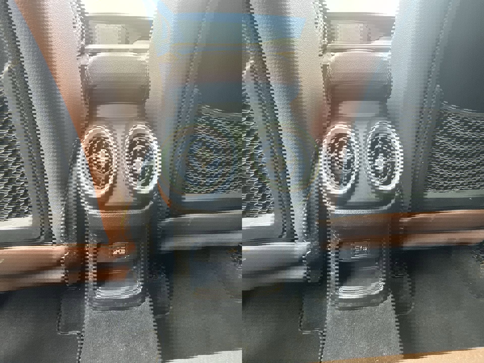 Used 2021 Alfa Romeo Stelvio Ti w/ Nero Edizione image 79