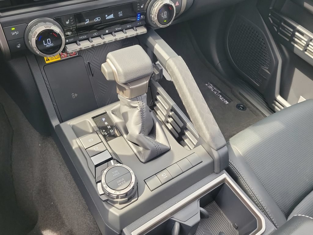 New 2026 Toyota 4Runner Limited AWD/4WD image 18