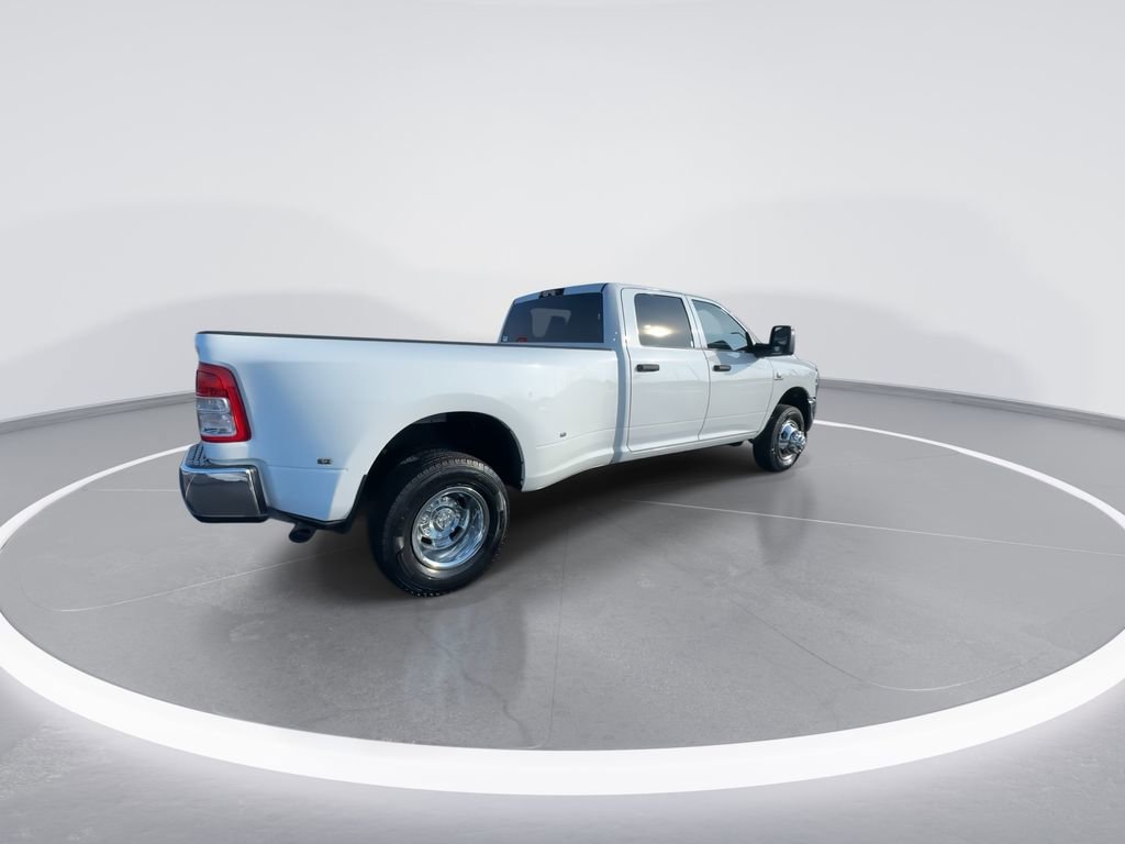 Used 2024 RAM 3500 Tradesman w/ Chrome Appearance Group image 8