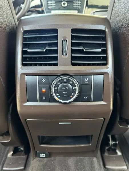 Used 2018 Mercedes-Benz GLS 450 4MATIC w/ Premium Package image 48