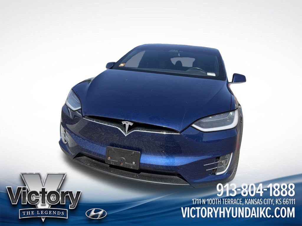Used 2017 Tesla Model X AWD/4WD image 2