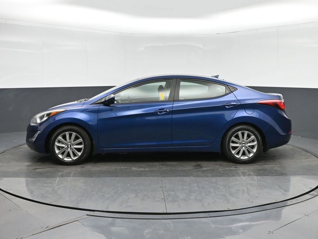 Used 2016 Hyundai Elantra SE w/ Option Group 02 image 4