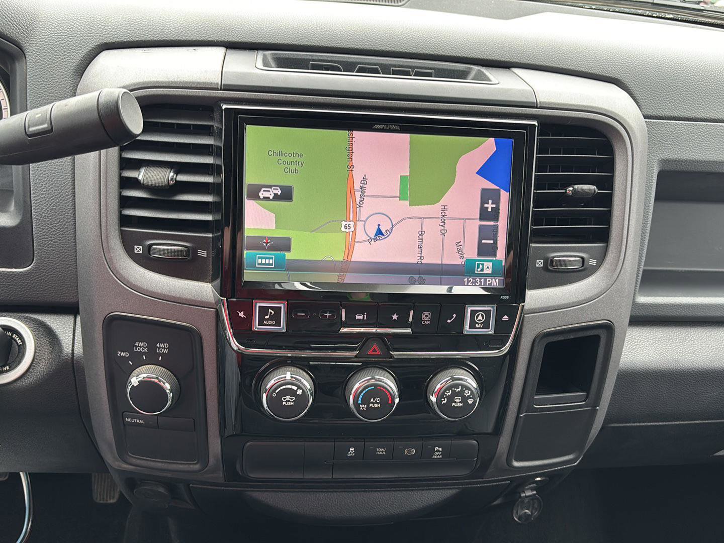 Used 2018 RAM 2500 Tradesman w/ Chrome Appearance Group image 27