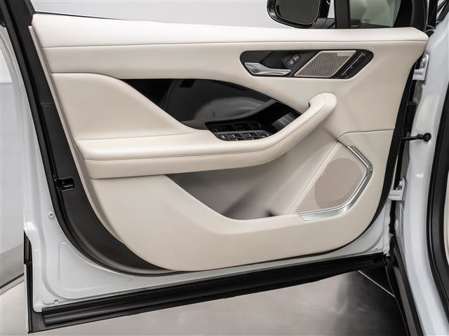 Used 2020 Jaguar I-PACE HSE image 25