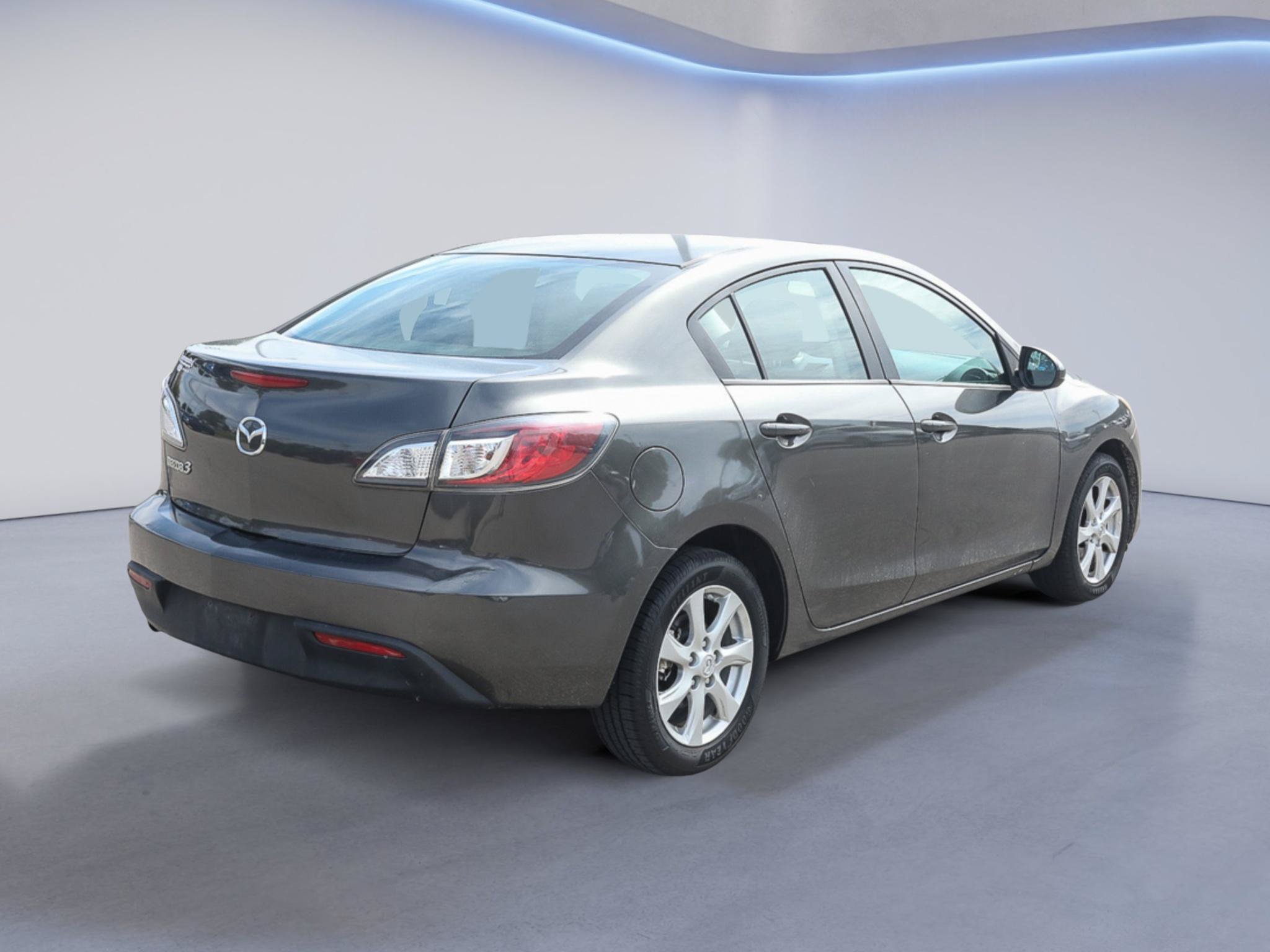 Used 2010 MAZDA MAZDA3 i Touring FWD image 7