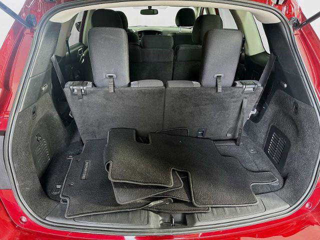 Certified 2020 Nissan Pathfinder SV image 24