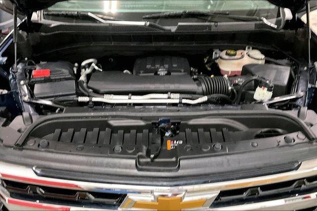 Used 2023 Chevrolet Silverado 1500 LT AWD/4WD image 10