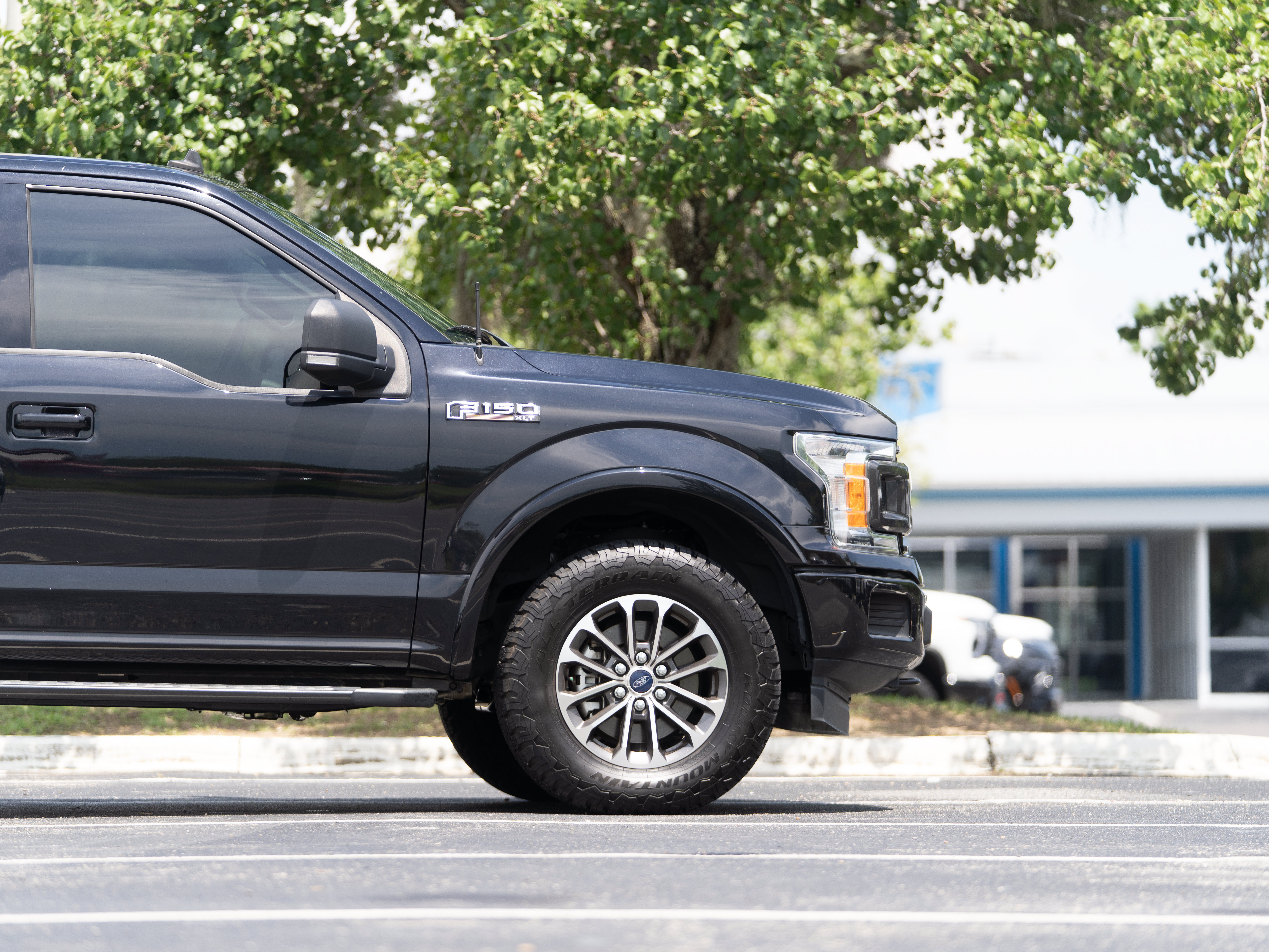 Used 2020 Ford F150 XLT w/ Equipment Group 302A Luxury AWD/4WD image 7