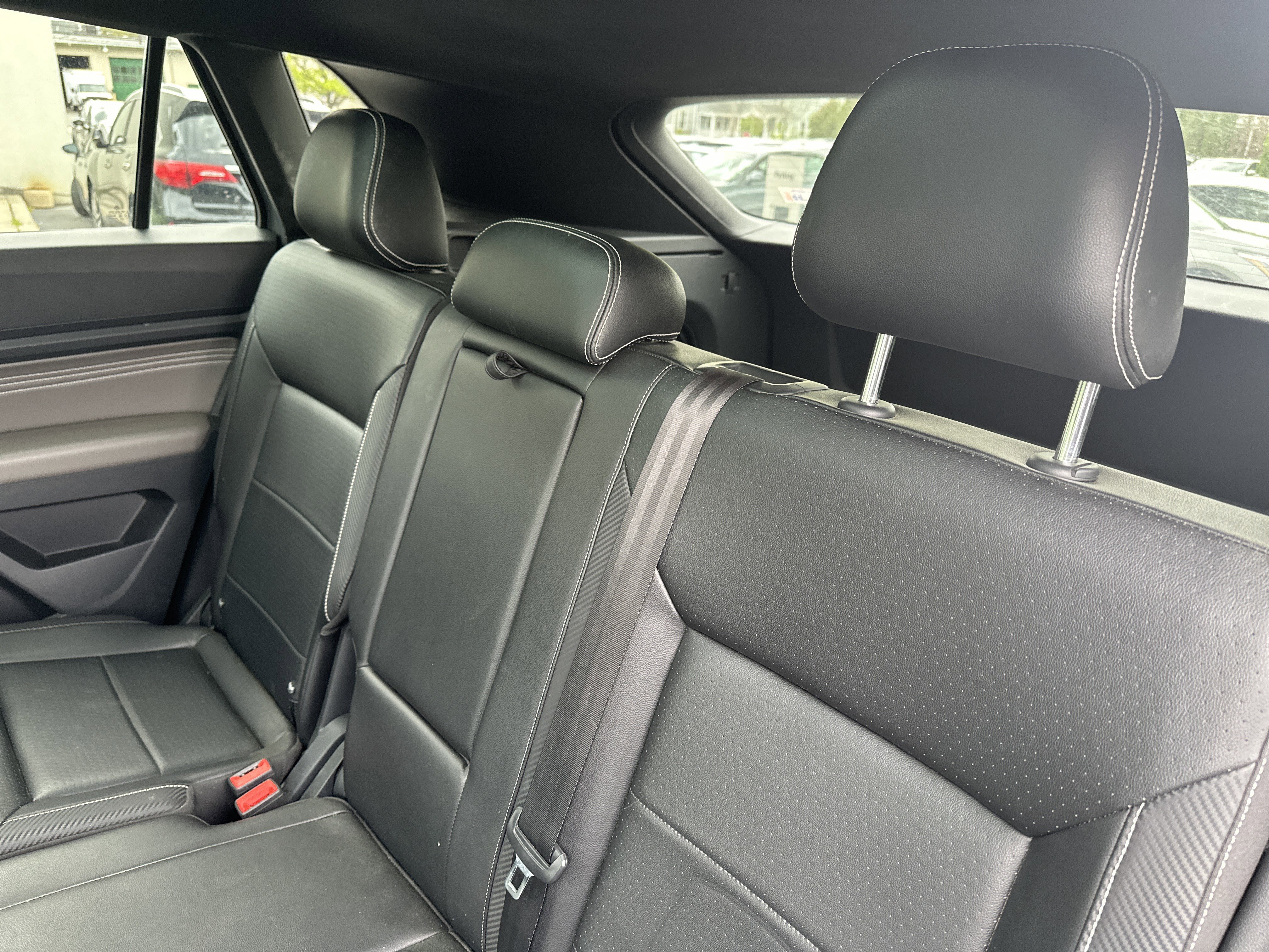 Used 2022 Volkswagen Atlas Cross Sport SE AWD/4WD image 10