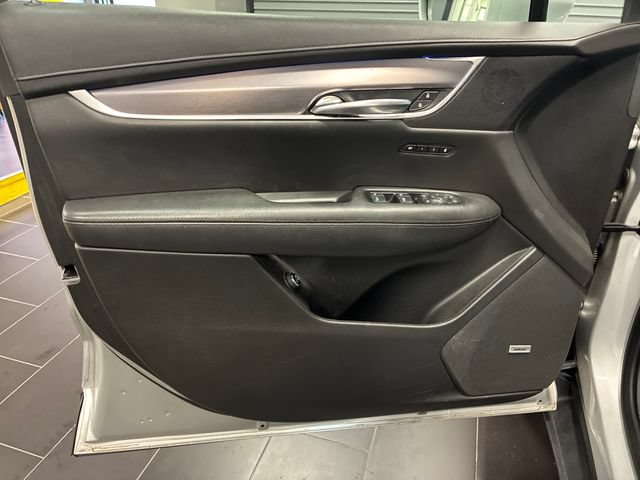 Used 2019 Cadillac XT5 Premium Luxury FWD image 10