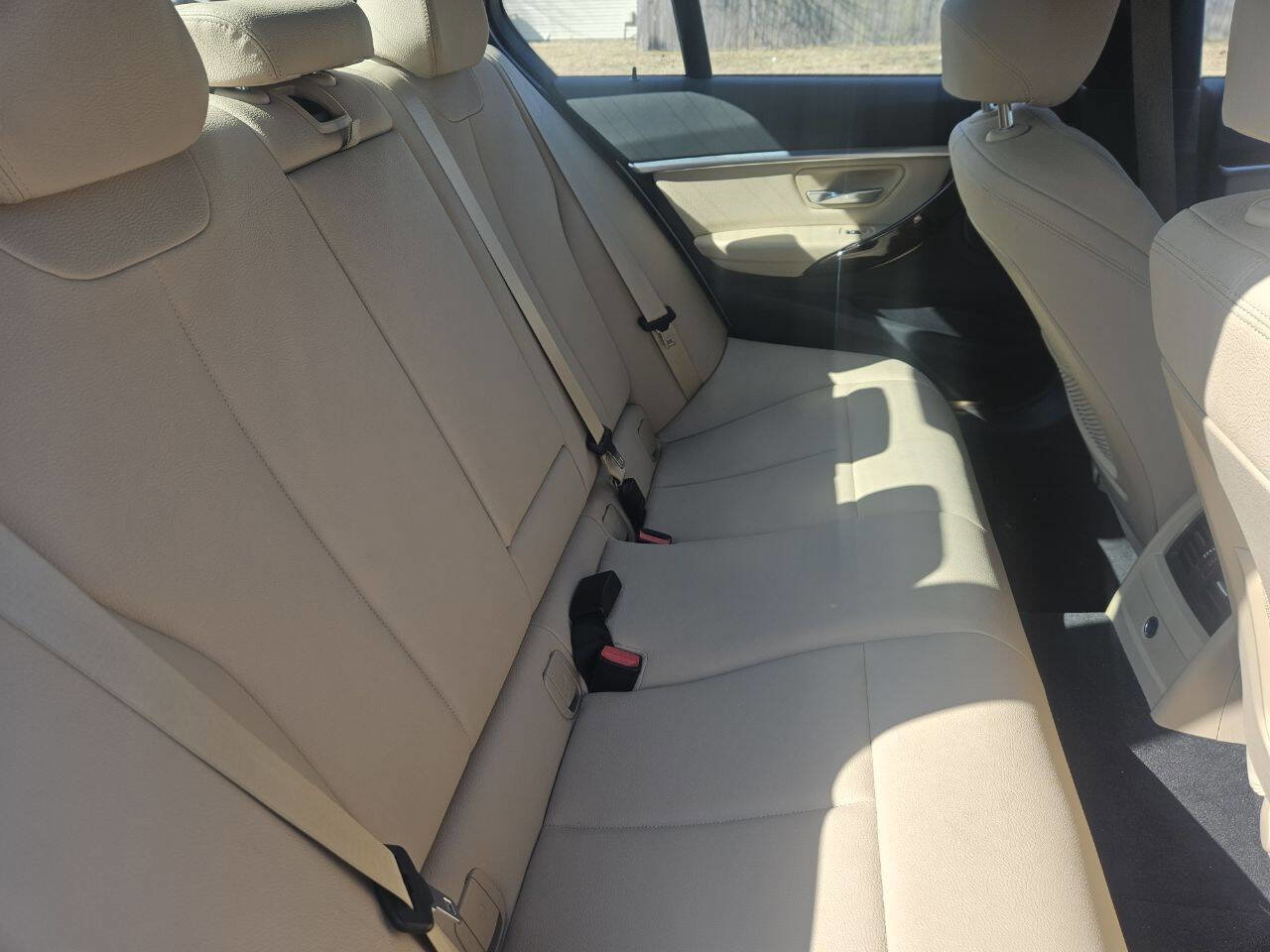 Used 2018 BMW 330i Sedan image 14