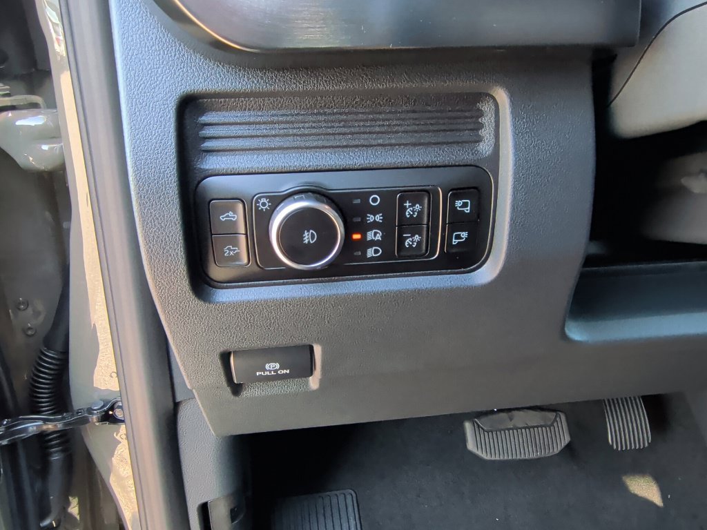 New 2027 Ford F350 Lariat AWD/4WD image 16