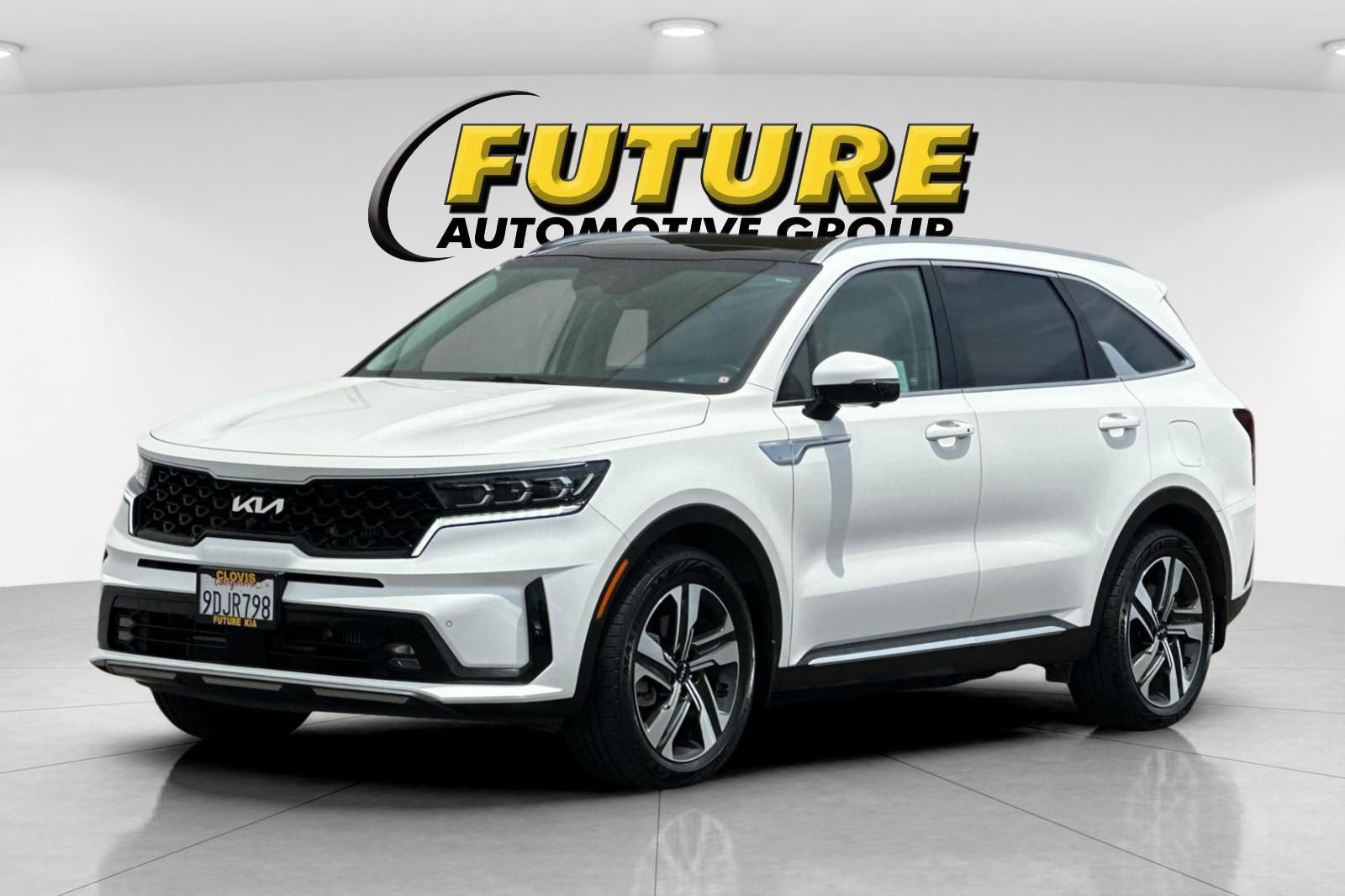 Certified 2023 Kia Sorento SX Prestige w/ Panoramic Sunroof Package AWD/4WD image 8