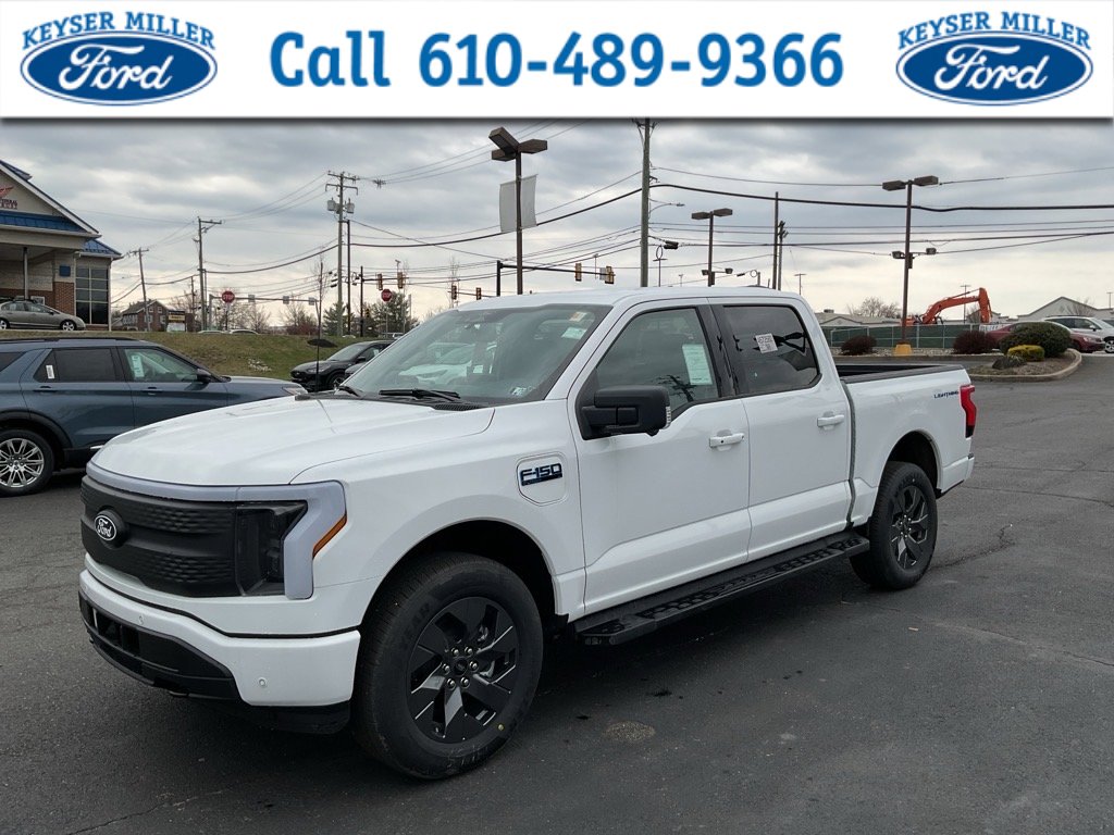 New 2025 Ford F150 Lightning Flash