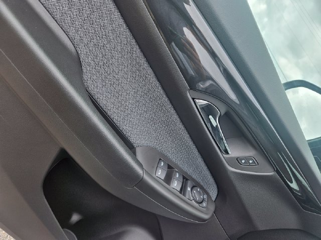 New 2026 Chevrolet TrailBlazer LT w/ Midnight Edition FWD image 11