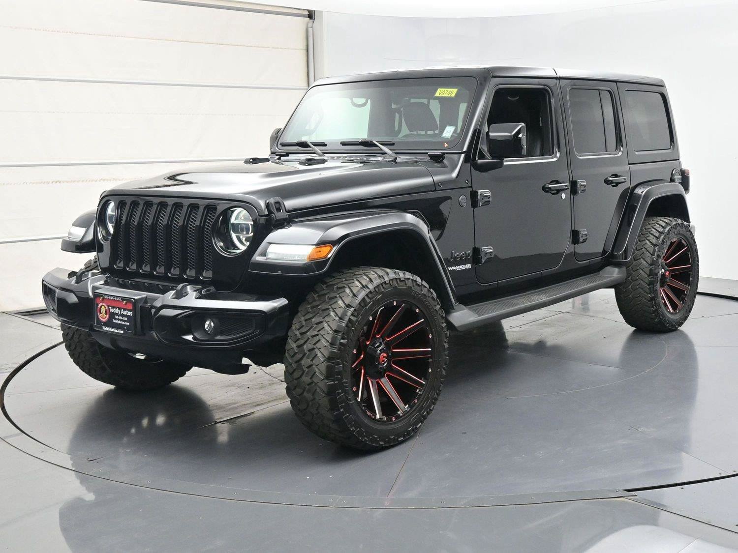 Used 2021 Jeep Wrangler Unlimited Sahara AWD/4WD image 1