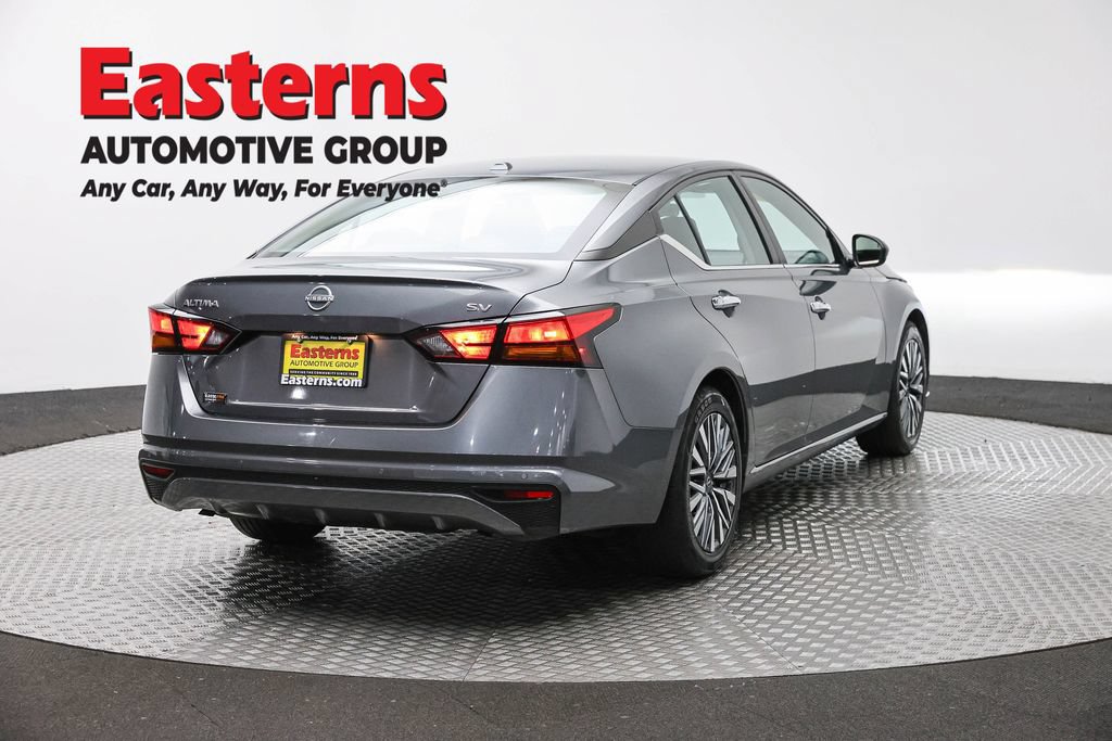 Used 2024 Nissan Altima 2.5 SV FWD image 5