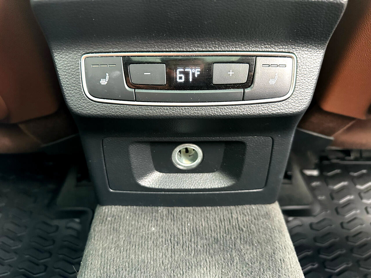 Used 2018 Audi Q5 2.0T Premium Plus w/ Premium Plus Package image 23