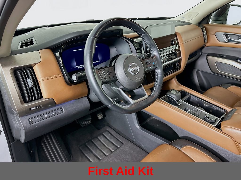 Certified 2023 Nissan Pathfinder Platinum image 16