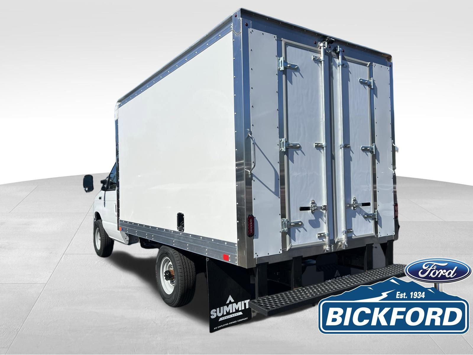 New 2026 Ford E-350 and Econoline 350 Super Duty w/ Interior Upgrade Package image 8