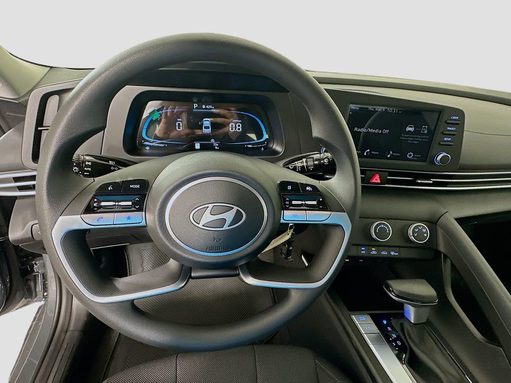 New 2026 Hyundai Elantra SE w/ Cargo Package image 10