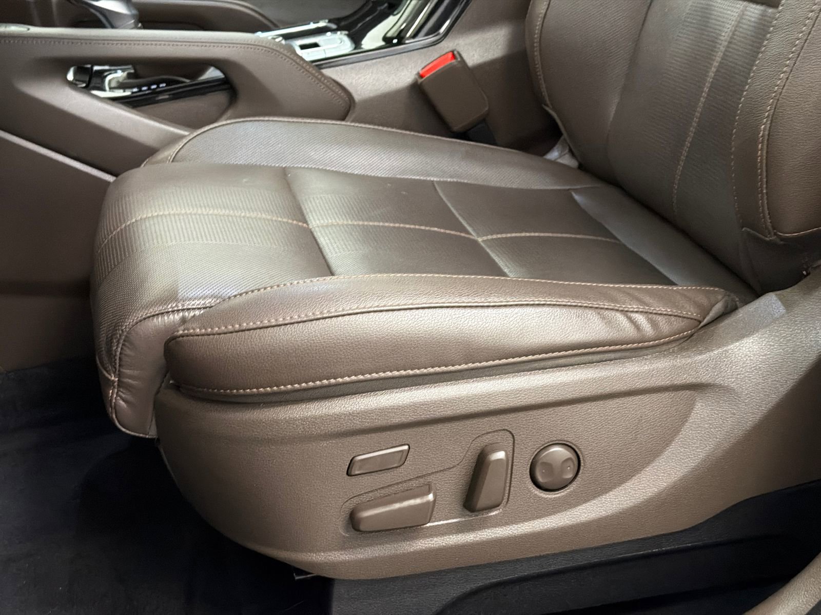 Used 2022 Kia Telluride SX image 16