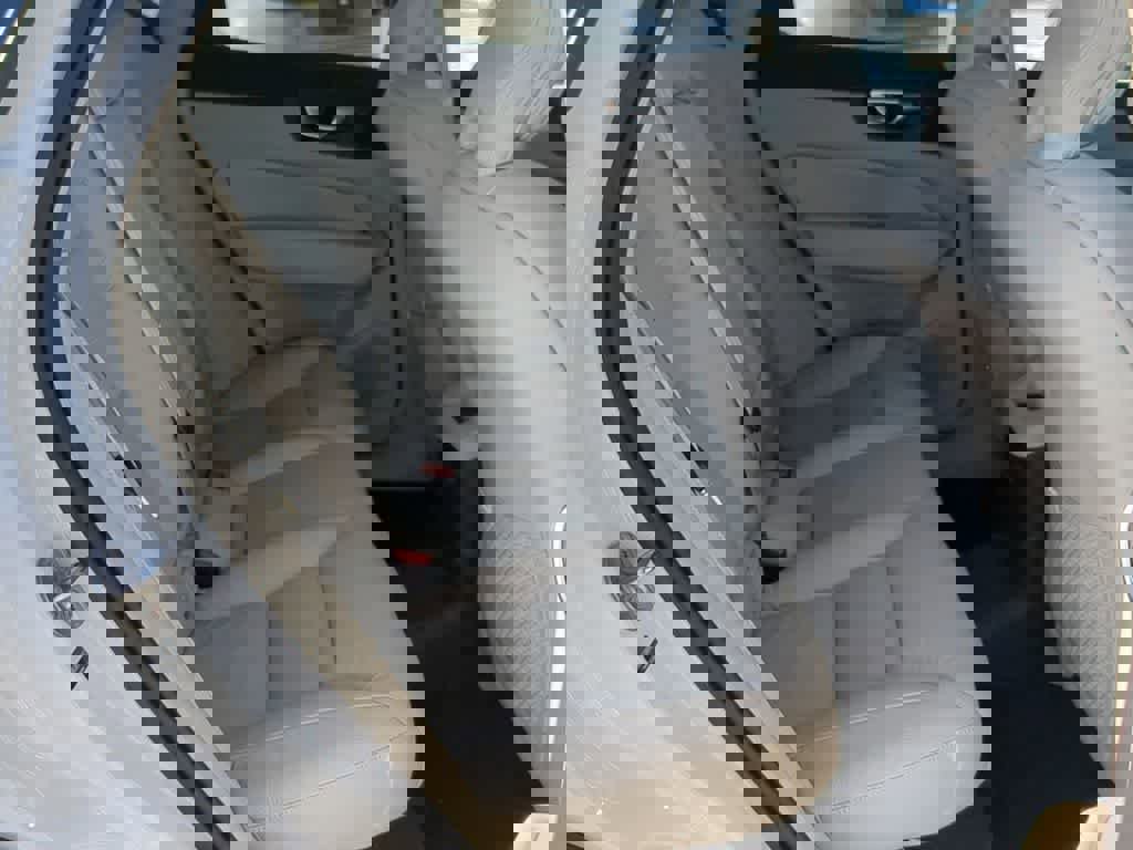 Used 2025 Volvo XC60 T8 Core w/ Protection Package Premier image 19