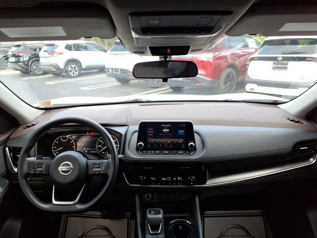 Certified 2021 Nissan Rogue SV image 23