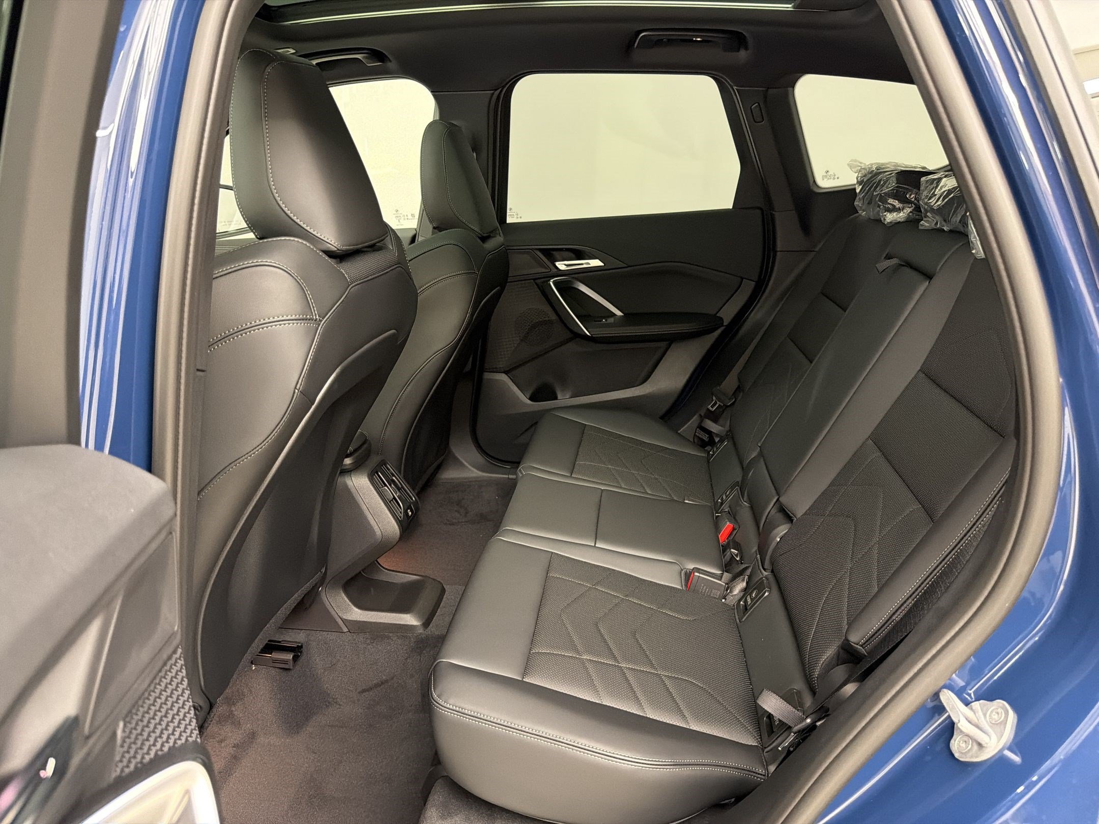 New 2026 BMW X1 xDrive28i w/ Convenience Package AWD/4WD image 23