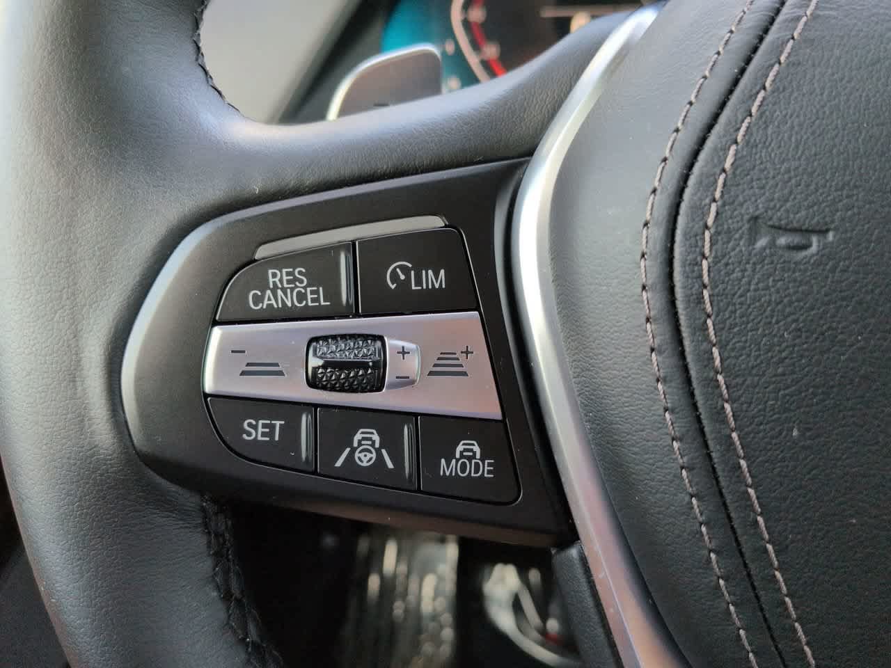 Used 2021 BMW X5 sDrive40i w/ Premium Package RWD image 25
