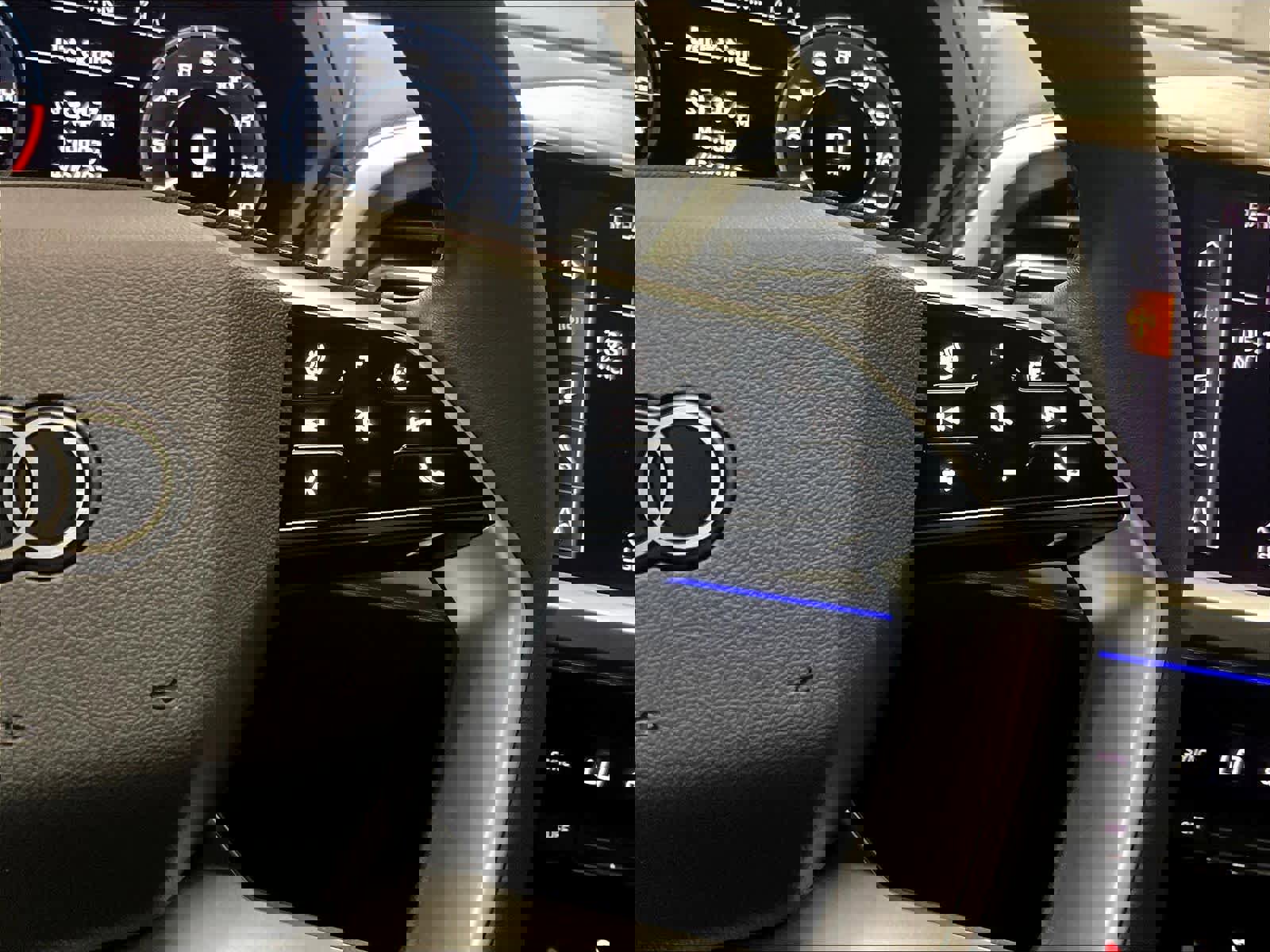 Used 2025 Audi Q4 e-tron Premium Plus w/ Premium Plus image 20