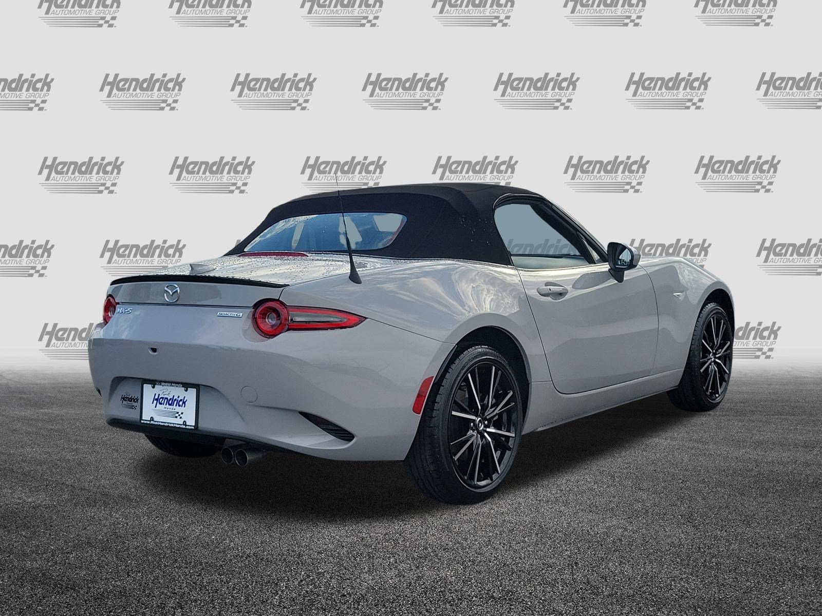 Used 2025 MAZDA MX-5 Miata Grand Touring RWD image 7
