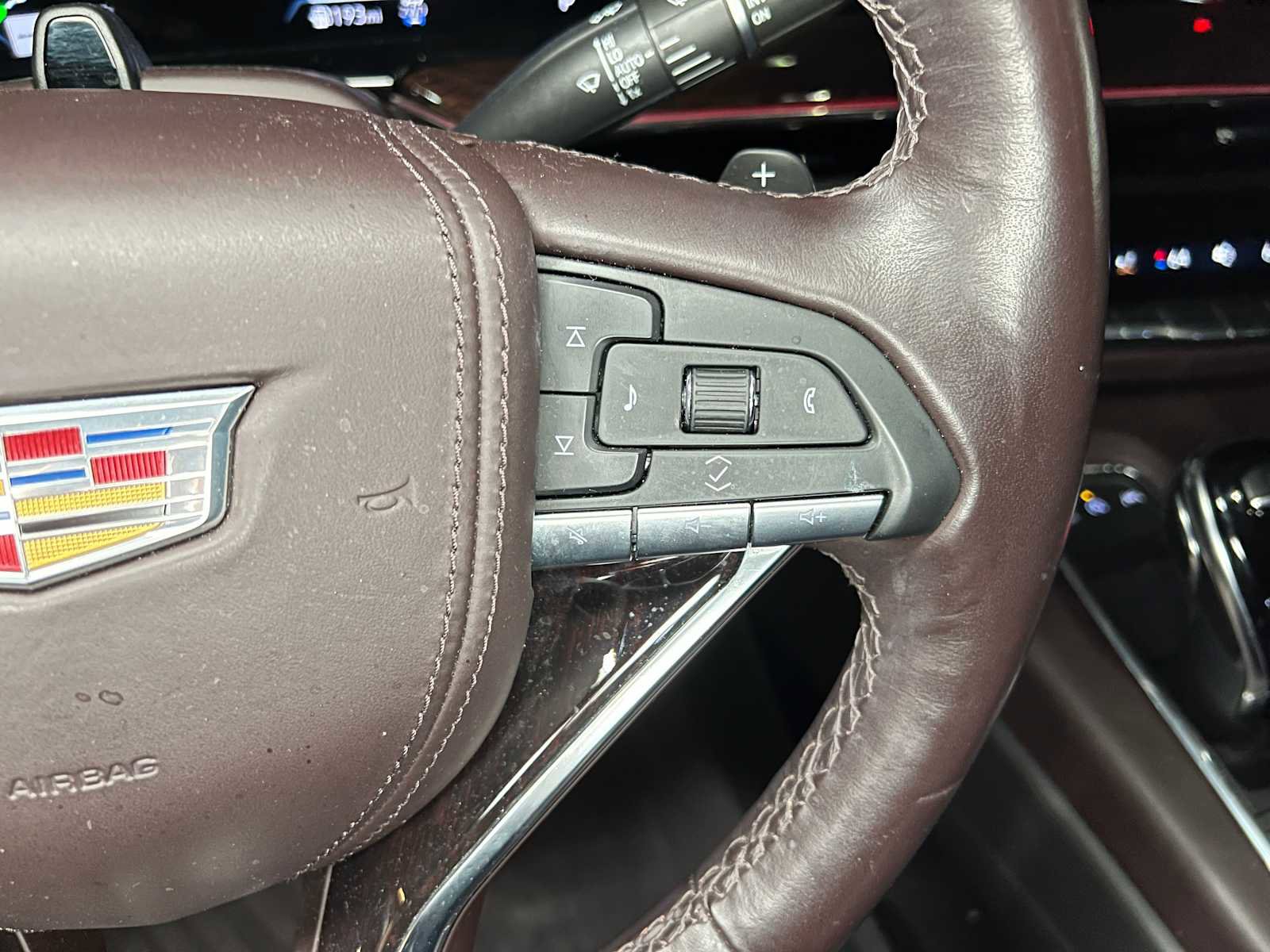 Used 2023 Cadillac Escalade Sport Platinum AWD/4WD image 30