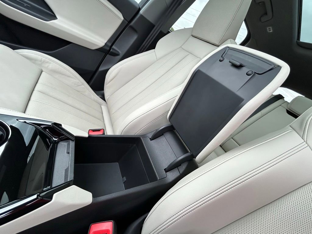 Used 2025 Audi Q6 e-tron Premium Plus w/ Premium Plus image 34