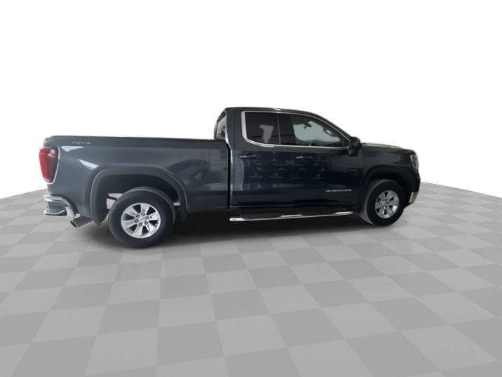 Used 2022 GMC Sierra 1500 SLE image 9