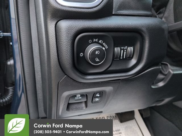 Used 2022 RAM 1500 Laramie AWD/4WD image 13