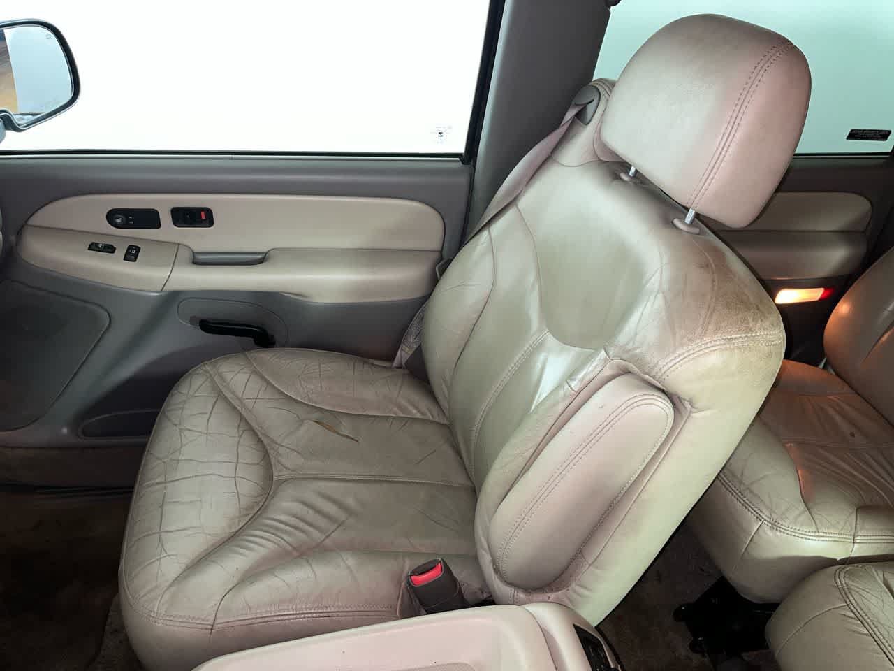 Used 2001 GMC Yukon XL SLT AWD/4WD image 25