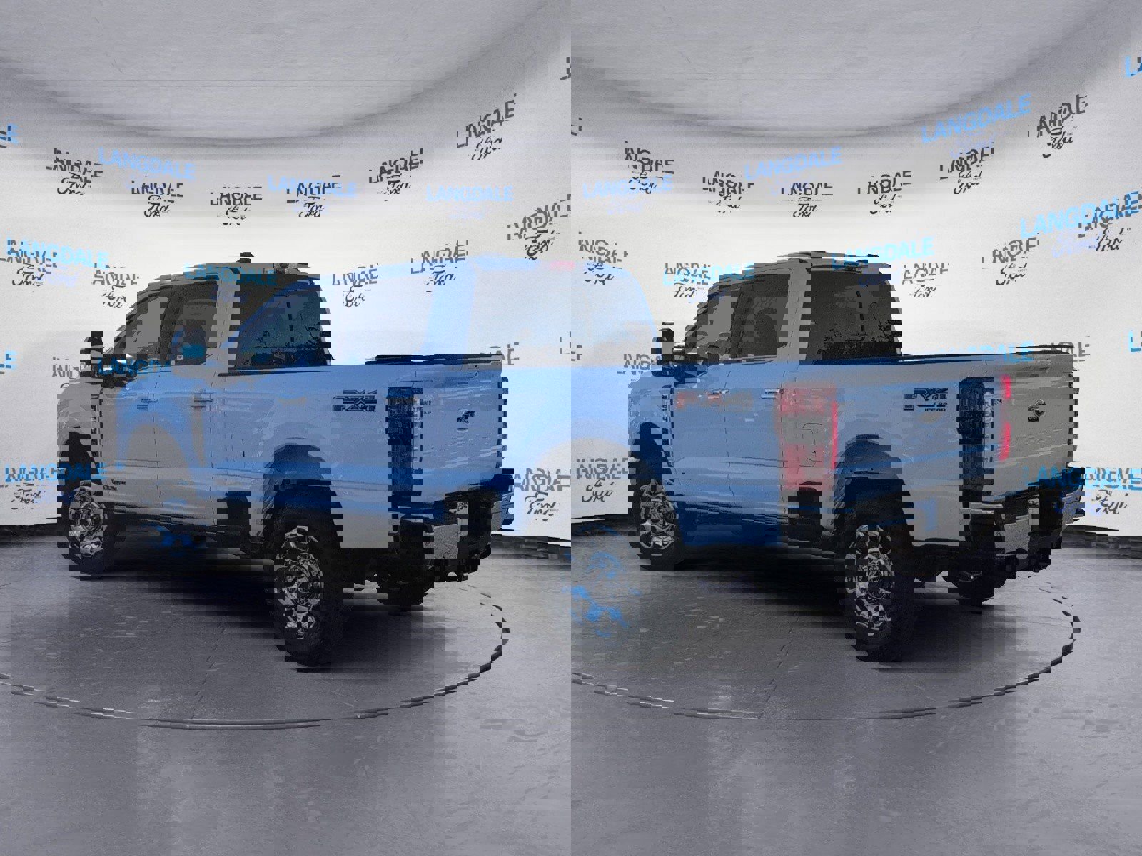 New 2026 Ford F250 Lariat w/ Lariat Premium Package image 9